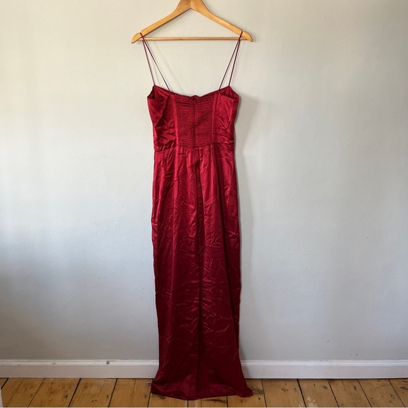 Reformation Frankie Silk Dress Red Rosette Size 8 NWOT - Picture 8 of 11